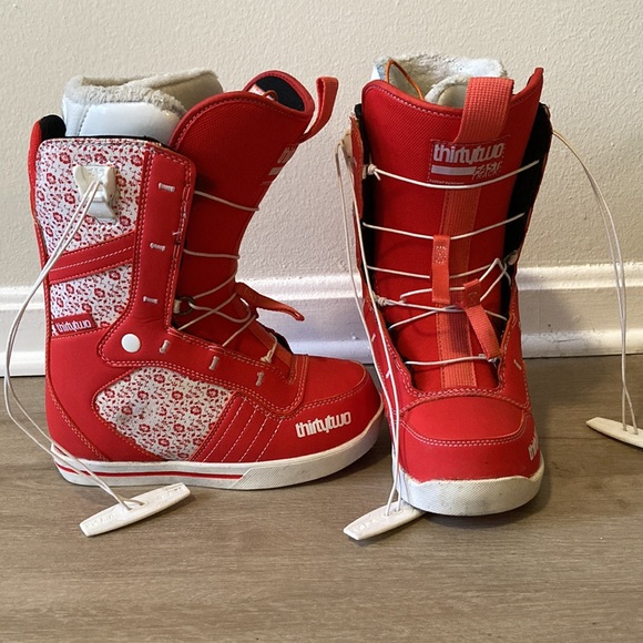 Women’s Snowboard Boots size 5 thirtytwo red floral heat moldable liners - Picture 3 of 9